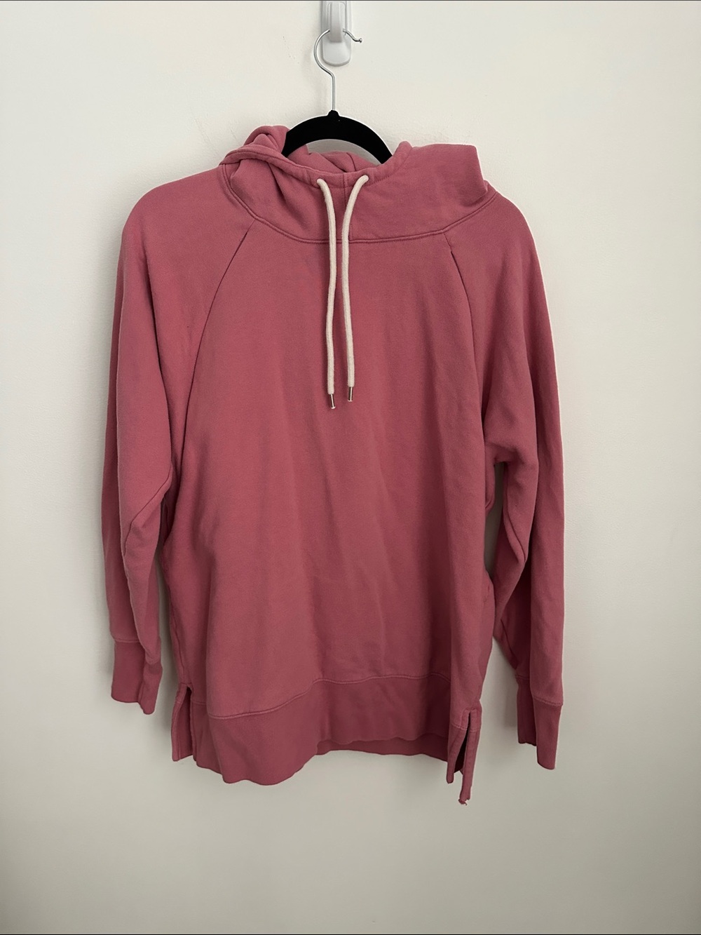 GAP Maternity Hooded Pullover in Dusty Pink